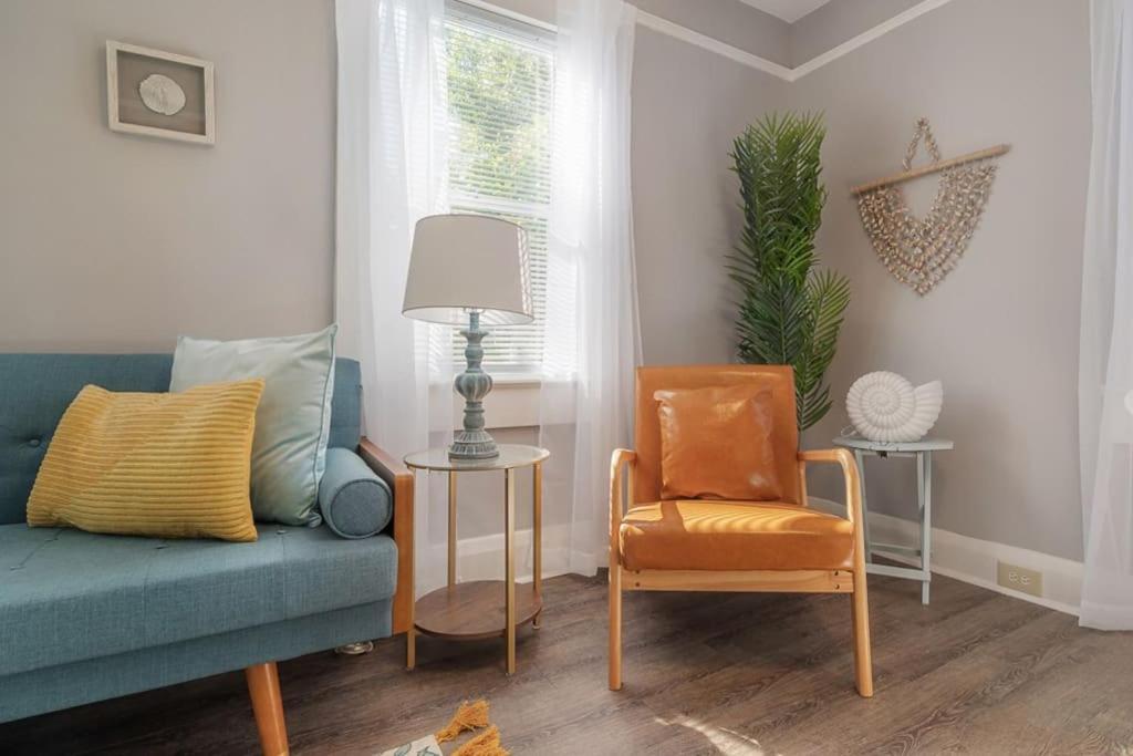 Serene Beachy Bungalow With Large Screened Porch! Tampa Zewnętrze zdjęcie
